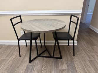 Round Dining Table Set with 2 Chairs