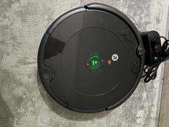 iRobot Roomba 692 robot vacuum