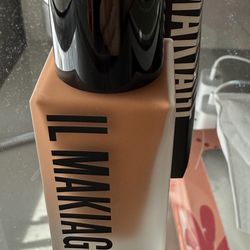 IL MAKIAGE  FOUNDATION 