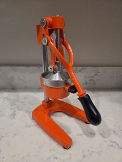 Countertop Cast Iron Citrus Juicer