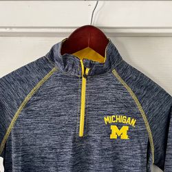 Michigan Wolverines Colosseum Women's Lightweight Fitted Quarter-Zip Small, NWT