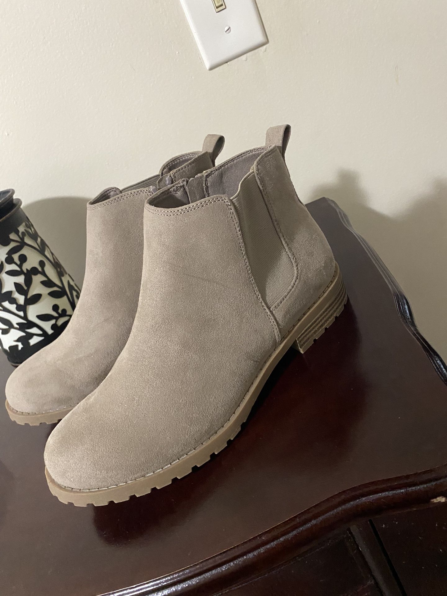 Women’s Shoes