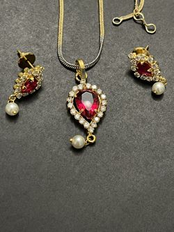 Pendant Set