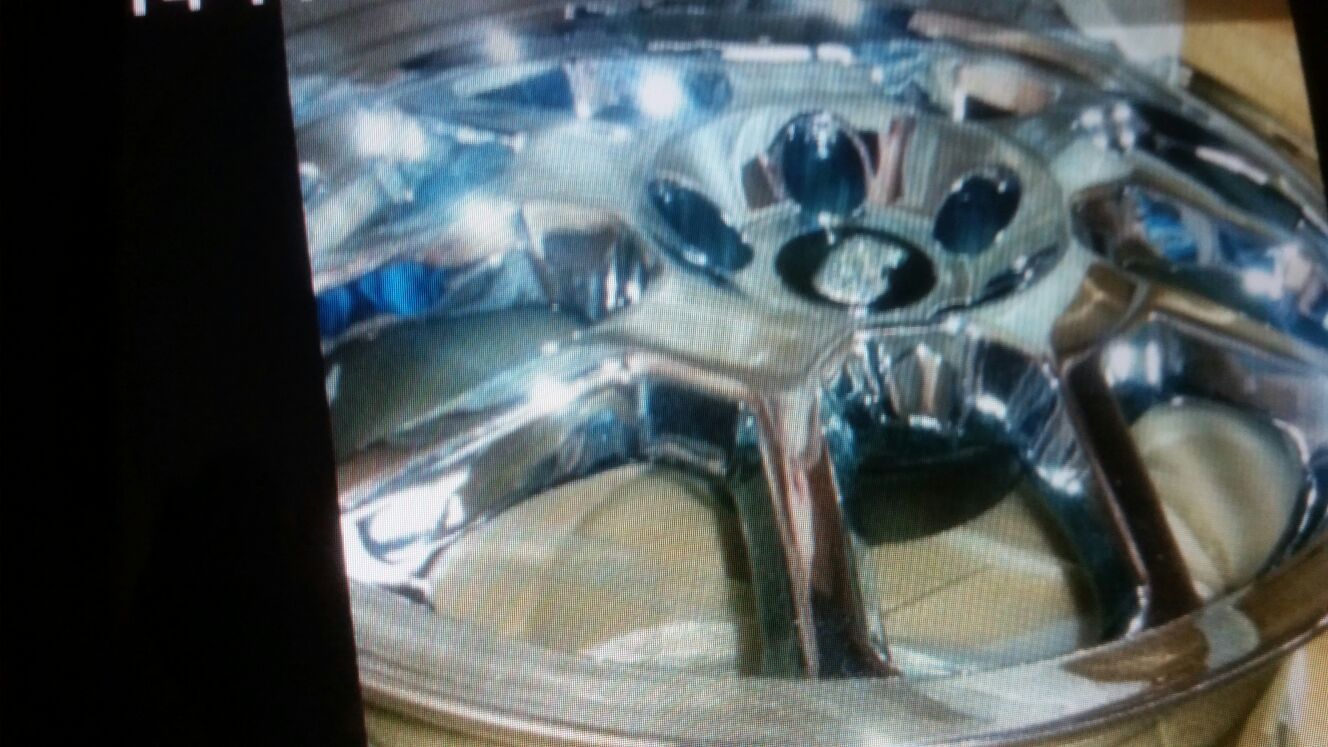 Cobra on chrome 17"x9