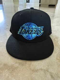 Los Angeles Lakers New Era Hat size 7