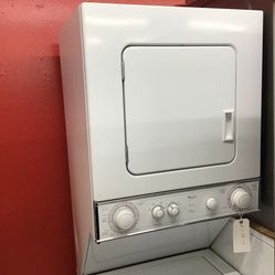 Whirlpool 24” Stackable Washer And Dryer. 1 year Warranty 