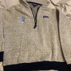 Woman’s Patagonia Jacket Size Medium 
