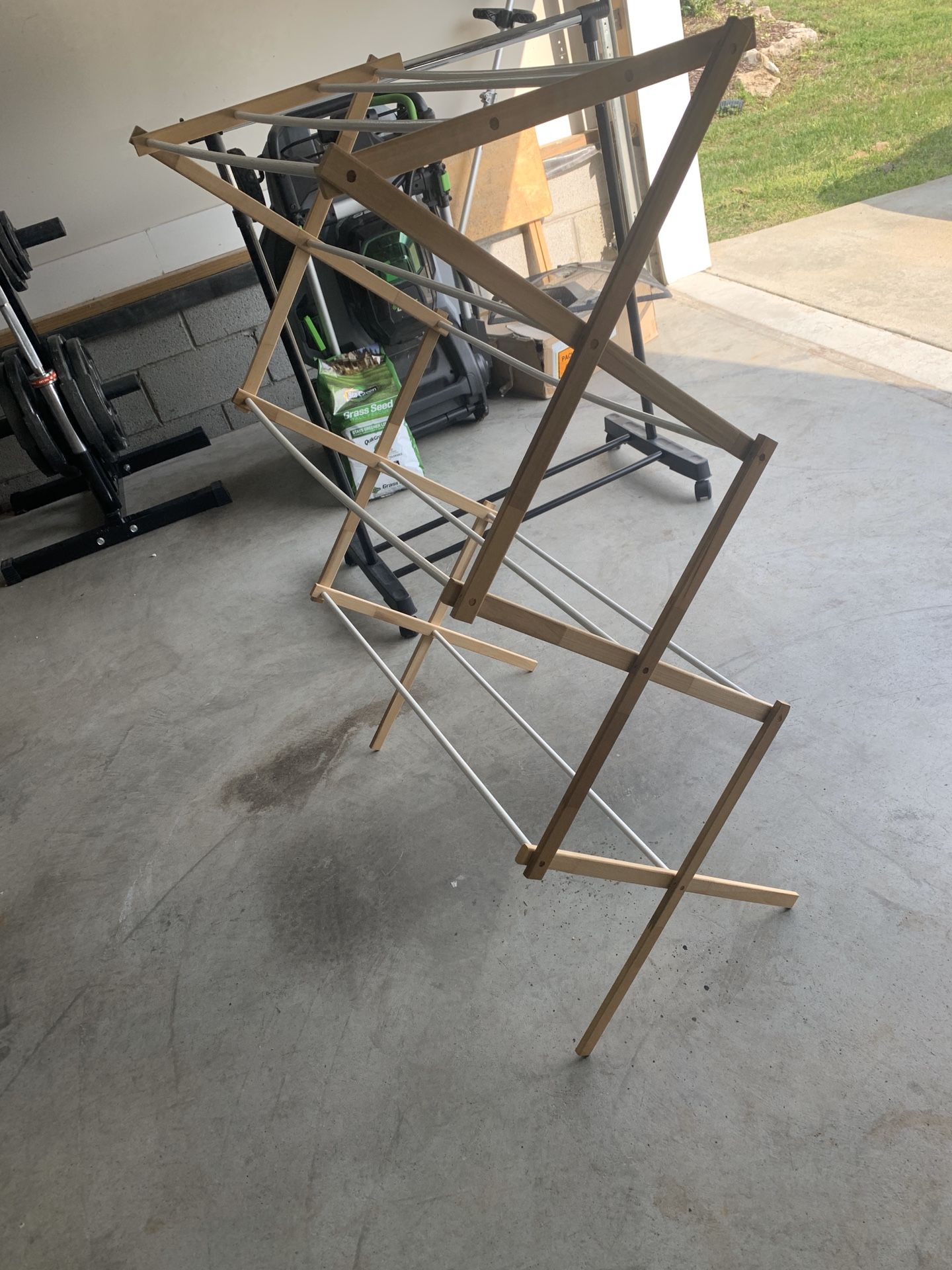 Clothes rack-if still posted then it’s available