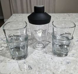 Jack Daniels Cups and Shaker