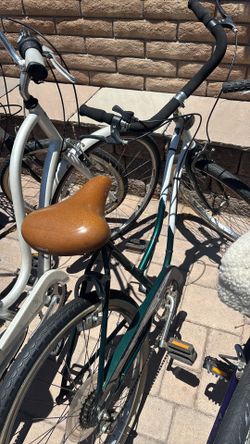 Vintage Used Huffy Causeway cruiser bicycle- BEST. VALUE