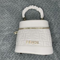 Bag $30 7x5.5x4.5inches
