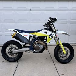 2021 Husqvarna FS 450 Supermoto