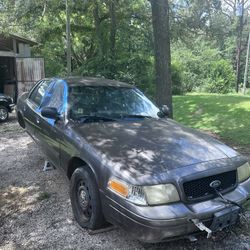 2009 Crown Victoria Police Interceptor Motor Still Good But For Parts