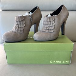 Giani Bini Suede Tan Boulder Booties 7.5