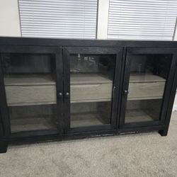 HUTCH 60 " LONG × 36" HIGH × 16" DEEP