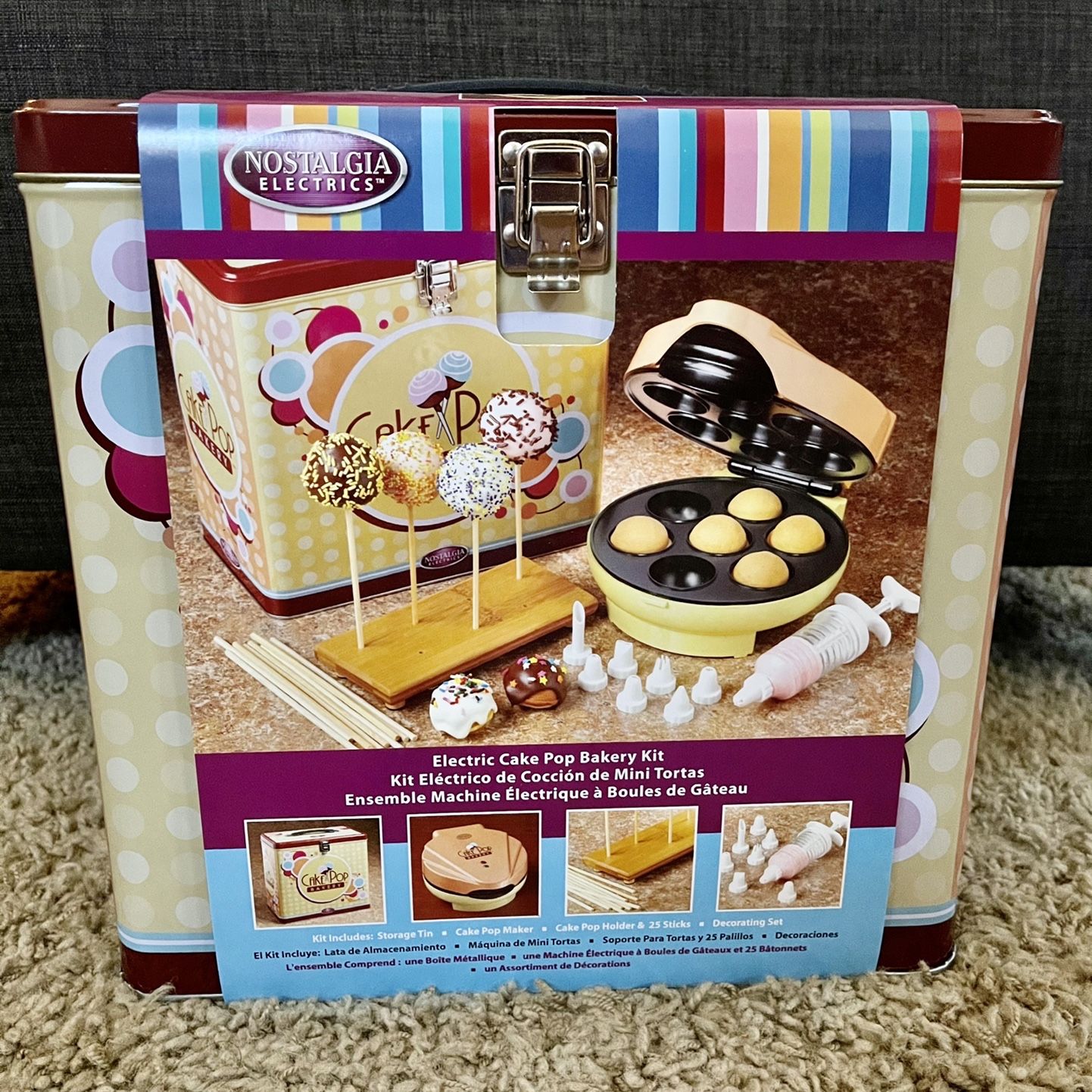Cake pop stores tin