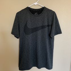 Men Nike Gray Shirt Dri-Fit Polyester Medium. Used Good Condition.