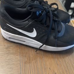 Nike Air Max Zero Essential 