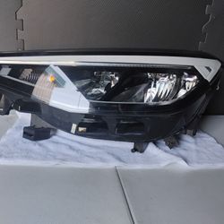 2021 2022 2023 2024 Volkswagen Id4 Left Side LED Headlight Oem