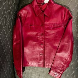 Dark Red Sz 10 Short Leather Jacket With 2 Zip Pockets