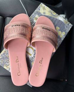 Christian Dior Sandals SIZE 7 (READ DESCRIPTION)