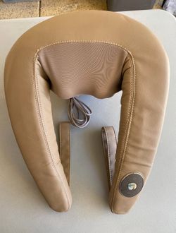 Brookstone i-need Shiatsu Neck & Shoulder Massager with Heat