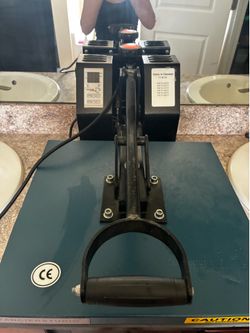 15” x 15” Digital Clamshell Heat Press