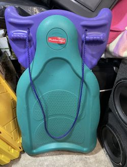 Full Size Heavy Duty Weighted Snow Sled- Rubbermaid 