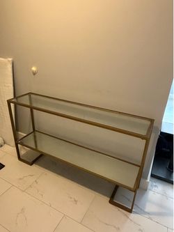 Entry way table