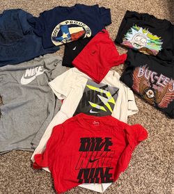 Boys good condition shorts/shirts