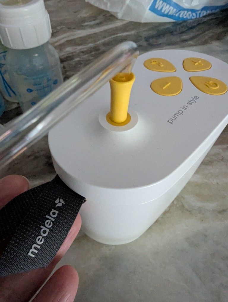 Medela Pump And Dr Brown's Bottles