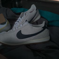 Size 9 Nike Women’s Shoes