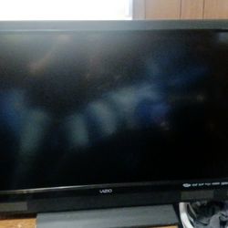 VIZIO E420VO 42 Inch HDTV