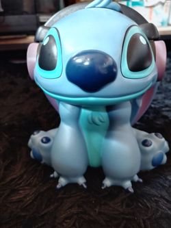 Stitch Bluetooth speaker