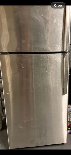 GE stainless steel refrigerator