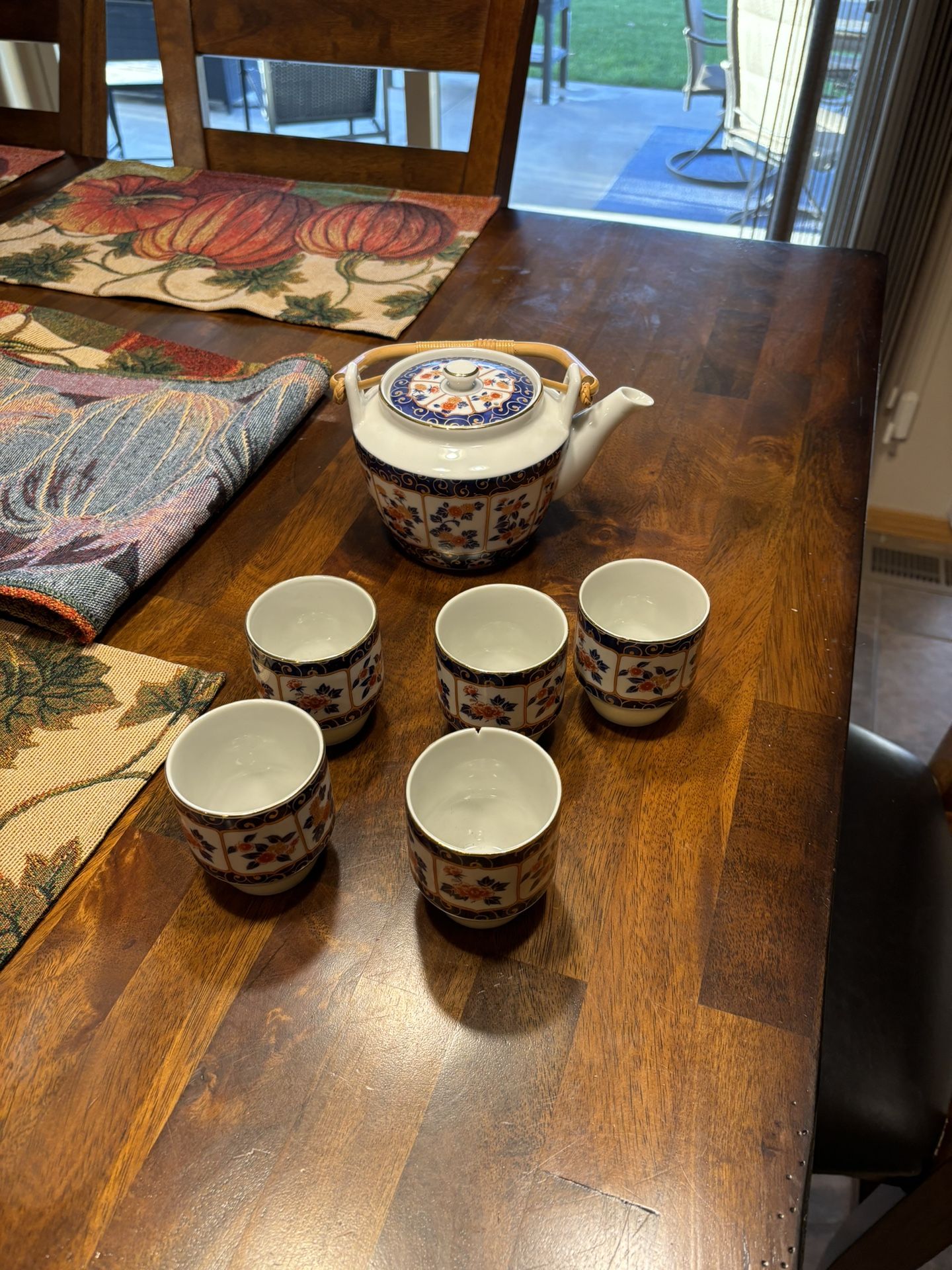 Japanese Teapot & 6 Matching Cups OMC