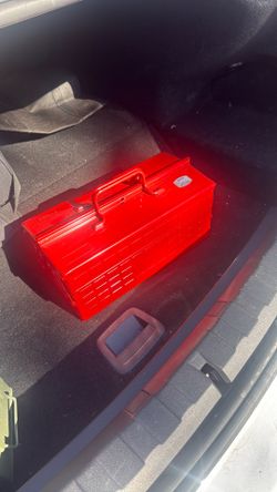 Toyo Toolbox Red