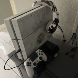 Limited Edition PS4