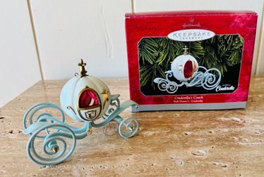 Hallmark Keepsake Disney Cinderella's Coach Carriage Ornament 1998 Hanging
