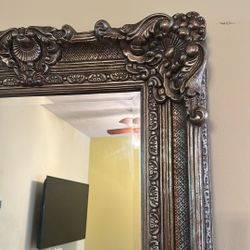 Everything In The Picture Antique Beautiful Mirror From Value City