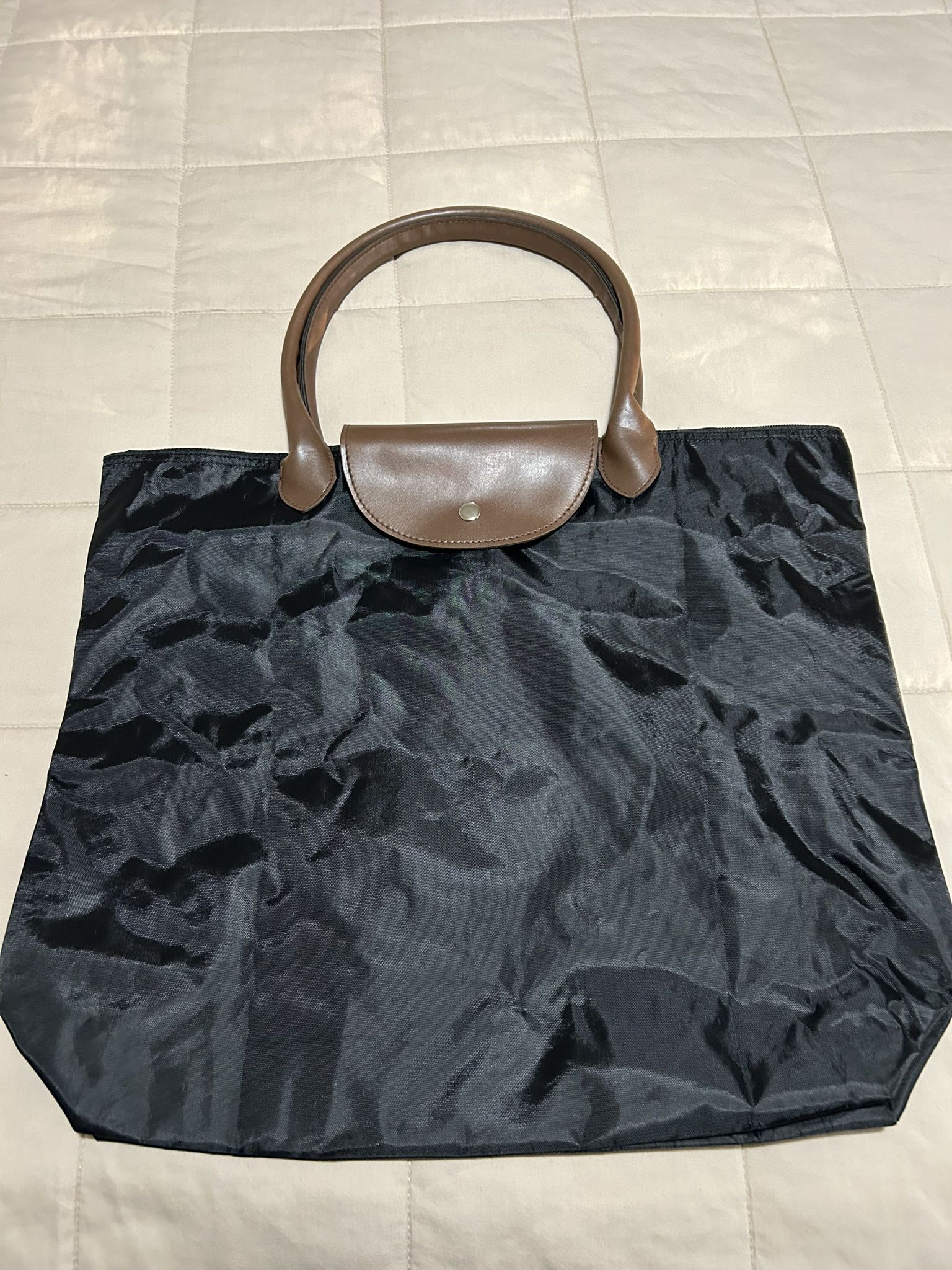 New/Never Used Shopping Bag