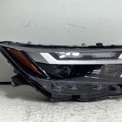 2022 2024 Toyota Rav4 right LED headlight (1AA)