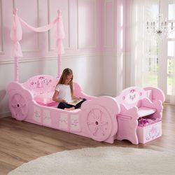 Delta Children Disney Princess Carriage Toddler-to-Twin Bed