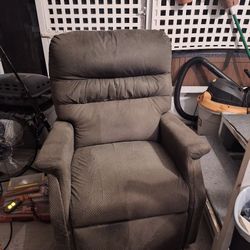 Golden Tech Recliner