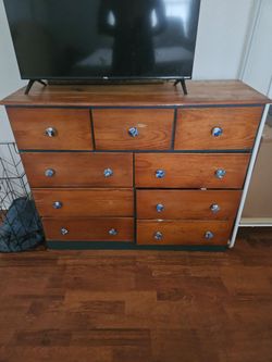 Kids dresser