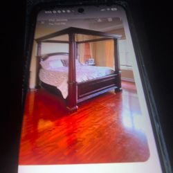 California King Size Canopy With Nightstand