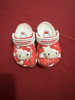 Hello Kitty Crocs Little Kids 6 