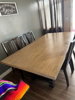 Kitchen table