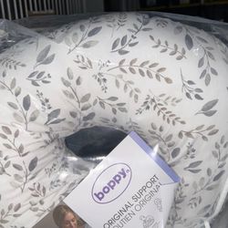 Brand New Boppy Grey Leaf Print