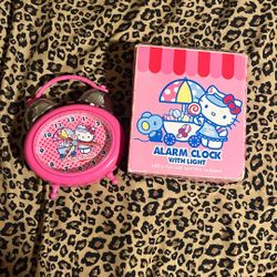 vintage hello kitty clock